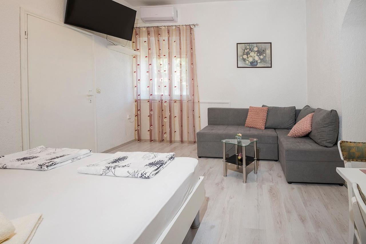 Floral Apartma